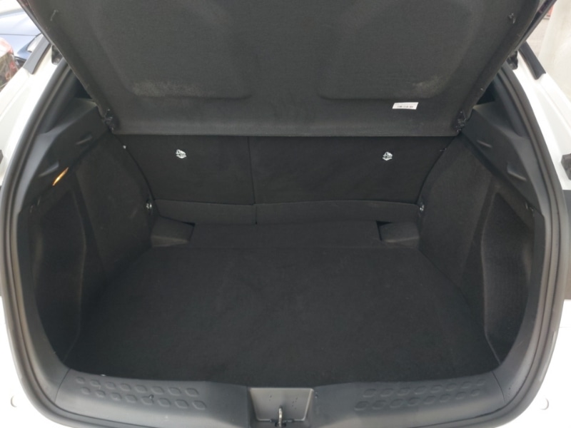 Used Toyota C-HR 2023 for sale - 78074895: Photo 8