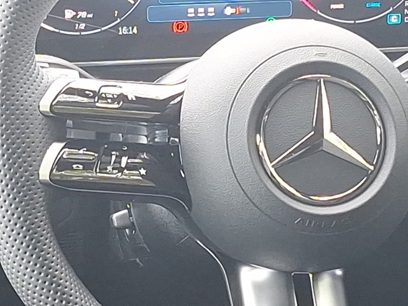 Used Mercedes-Benz GLC 2025 for sale - 76129575: Photo 11