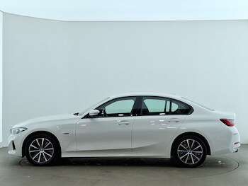 Used BMW 3 Series 2022 for sale - 77353056: Photo