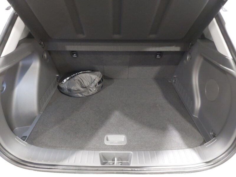 Used Hyundai KONA 2025 for sale - 76544220: Photo 8