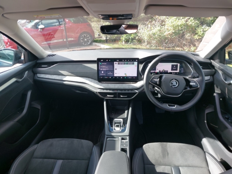 Used Skoda Octavia 2024 for sale - 77224600: Photo 2