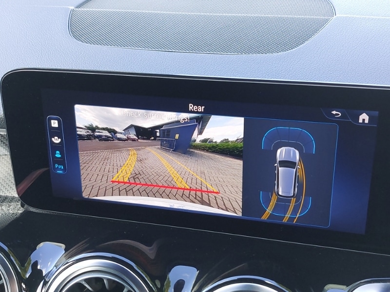 Used Mercedes-Benz GLB 2024 for sale - 76578936: Photo 11