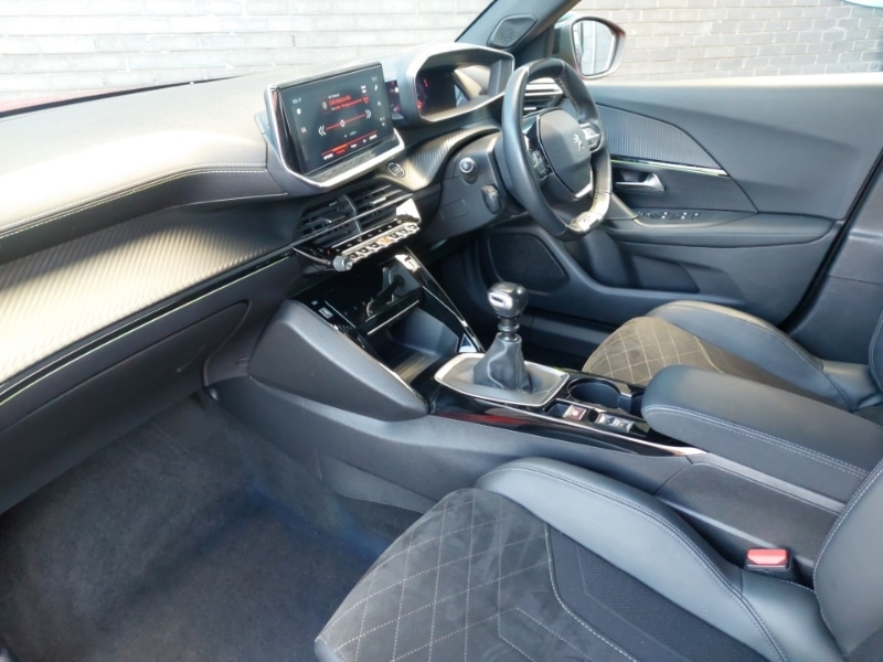 Used Peugeot 2008 2021 for sale - 76664260: Photo 5