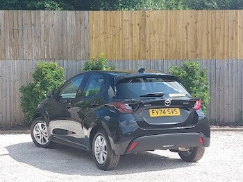 Used Mazda Mazda2 HYBRID 2024 for sale - 77285344: Photo