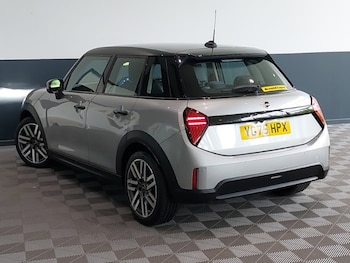 Used MINI Cooper 2025 for sale - 79131598: Photo