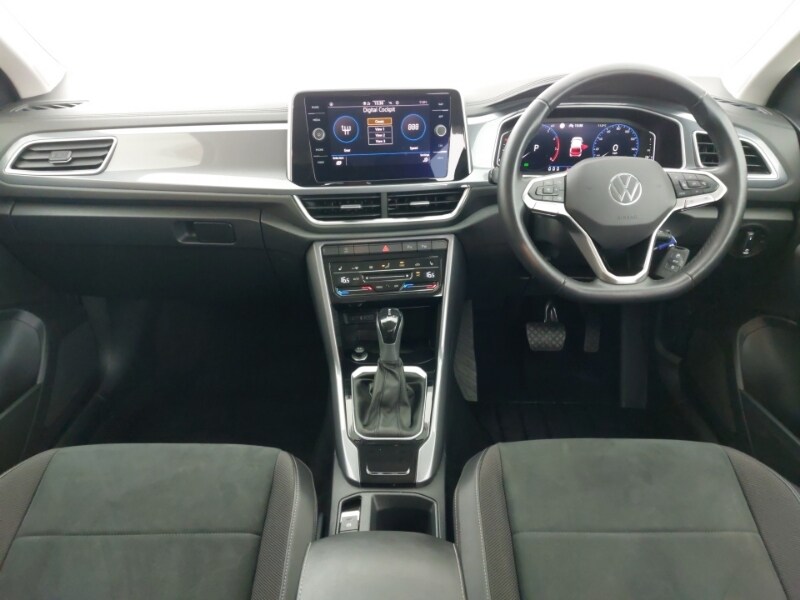 Used Volkswagen T-Roc 2022 for sale - 77956216: Photo 2