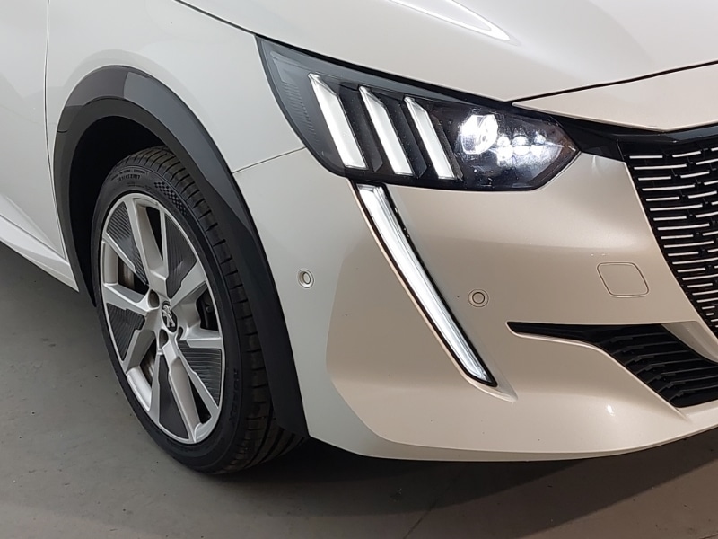 Used Peugeot 208 2021 for sale - 77410471: Photo 9