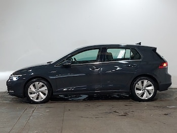 Used Volkswagen Golf 2022 for sale - 76606790: Photo