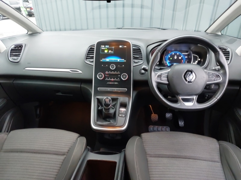 Used Renault Grand Scenic 2020 for sale - 76343096: Photo 2