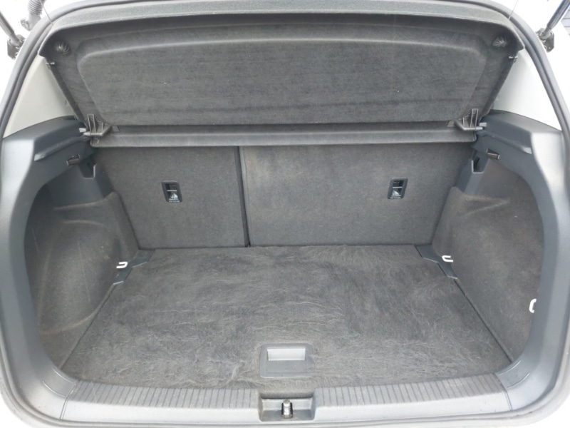 Used Volkswagen T-Cross 2023 for sale - 76842489: Photo 8