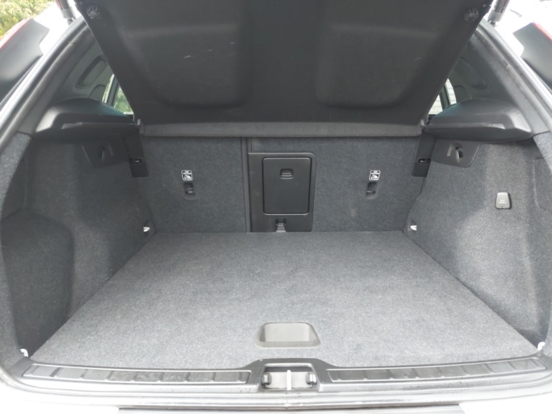 Used Volvo XC40 2024 for sale - 77670008: Photo 8