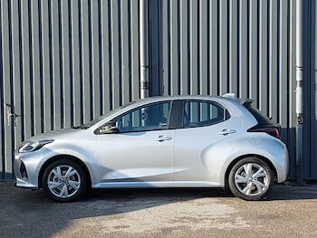 Used Mazda Mazda2 HYBRID 2024 for sale - 77004036: Photo