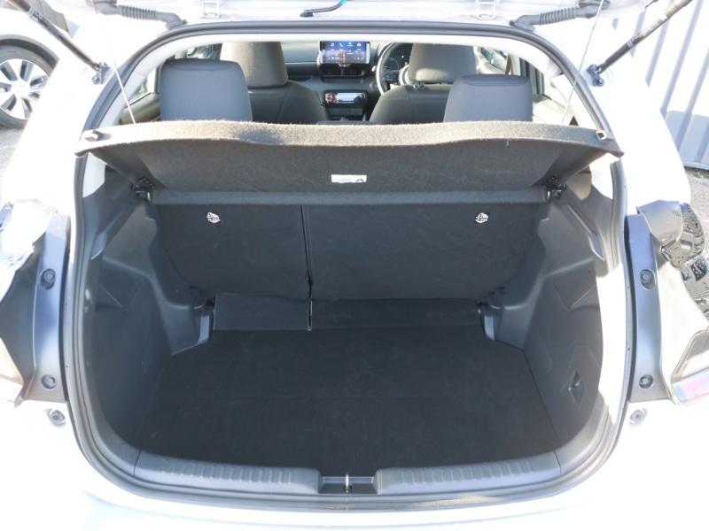 Used Mazda Mazda2 HYBRID 2024 for sale - 77004036: Photo 8