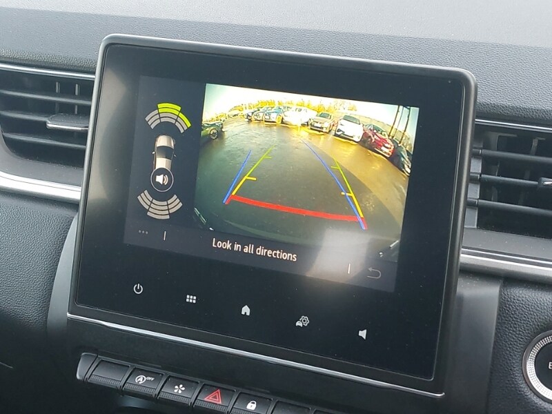 Used Renault Captur 2022 for sale - 77832937: Photo 11