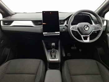 Used Renault Captur 2025 for sale - 75640229: Photo