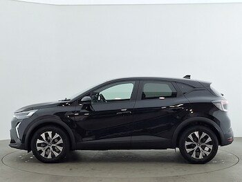 Used Renault Captur 2025 for sale - 75640229: Photo