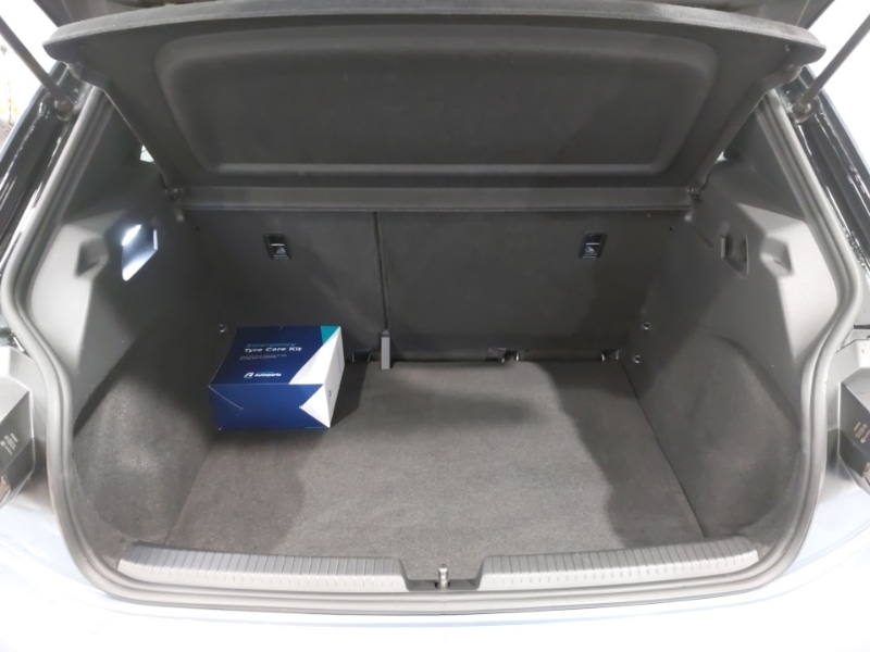 Used Volkswagen ID.3 2023 for sale - 77338852: Photo 8