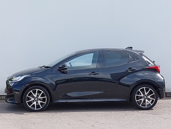 Used Toyota Yaris 2022 for sale - 75725300: Photo