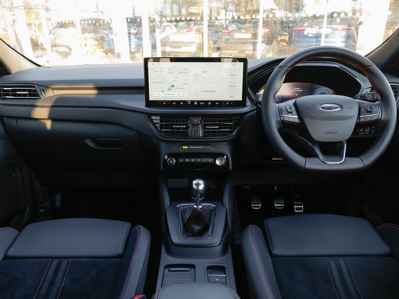 Used Ford Kuga 2025 for sale - 76837876: Photo 2