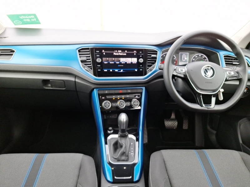 Used Volkswagen T-Roc 2021 for sale - 77536974: Photo 2