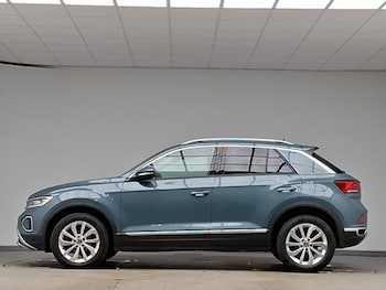 Used Volkswagen T-Roc 2024 for sale - 78861454: Photo