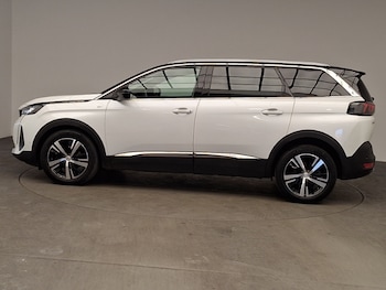 Used Peugeot 5008 2023 for sale - 79195001: Photo