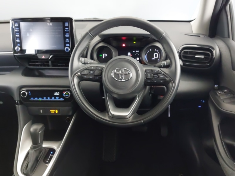 Used Toyota Yaris 2022 for sale - 76316733: Photo 7