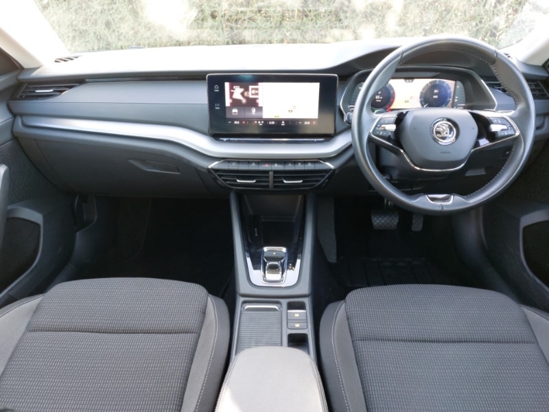 Used Skoda Octavia 2023 for sale - 77950079: Photo 2