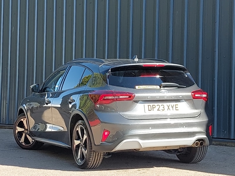 Used Ford Focus 2023 for sale - 76764841: Photo 3