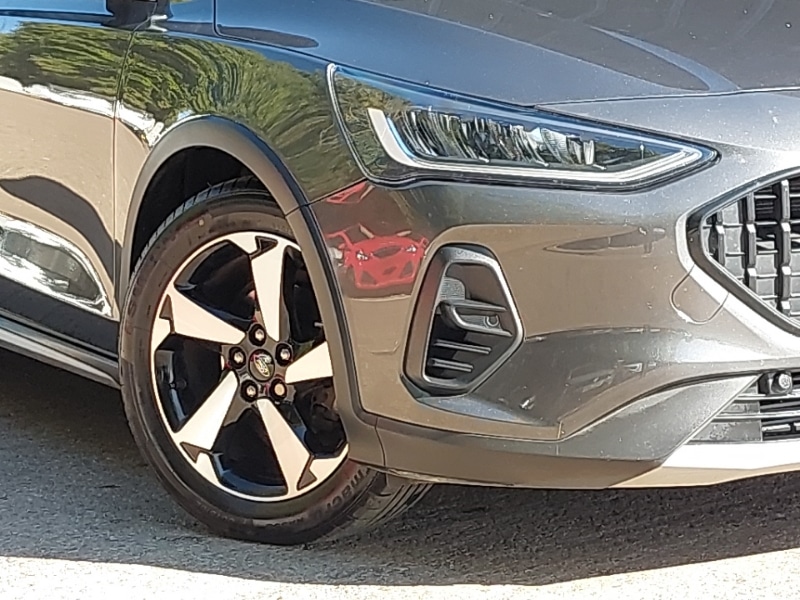 Used Ford Focus 2023 for sale - 76764841: Photo 9