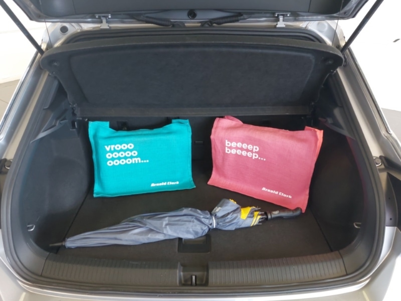 Used Volkswagen T-Roc 2023 for sale - 76954905: Photo 8