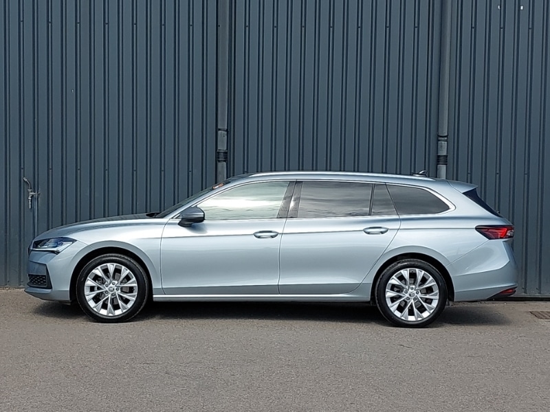 Used Skoda Superb 2024 for sale - 76347875: Photo 4