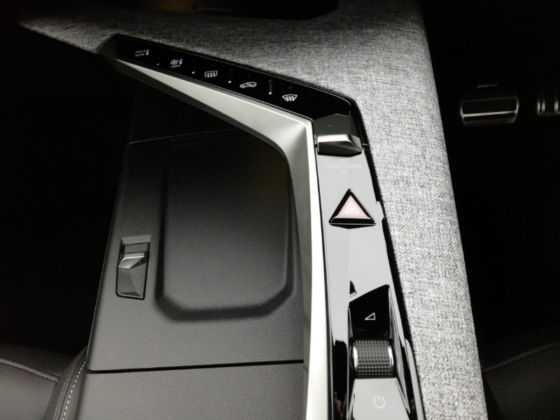 Used Peugeot 3008 2025 for sale - 77636155: Photo 12