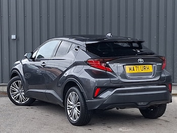 Used Toyota C-HR 2021 for sale - 78477784: Photo
