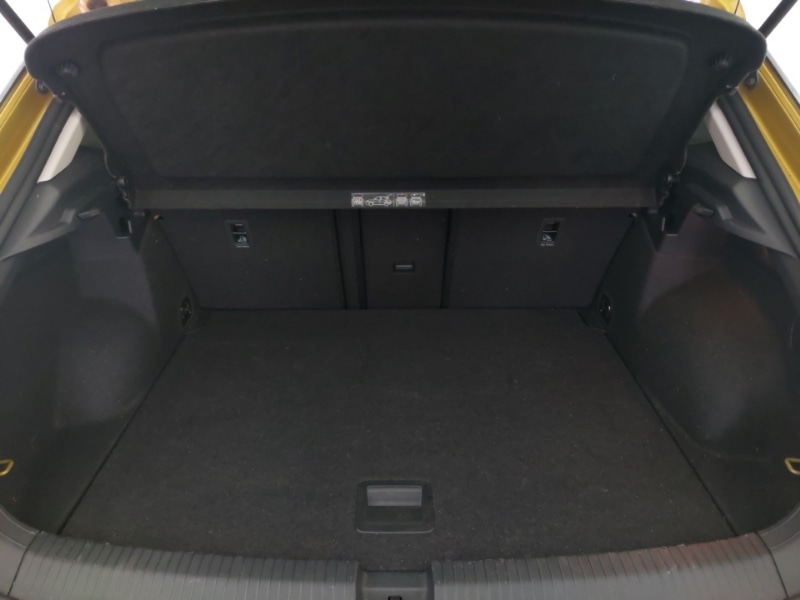 Used Volkswagen T-Roc 2021 for sale - 76483736: Photo 8