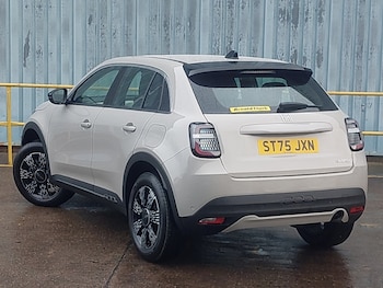 Used Fiat 600 2025 for sale - 76437650: Photo