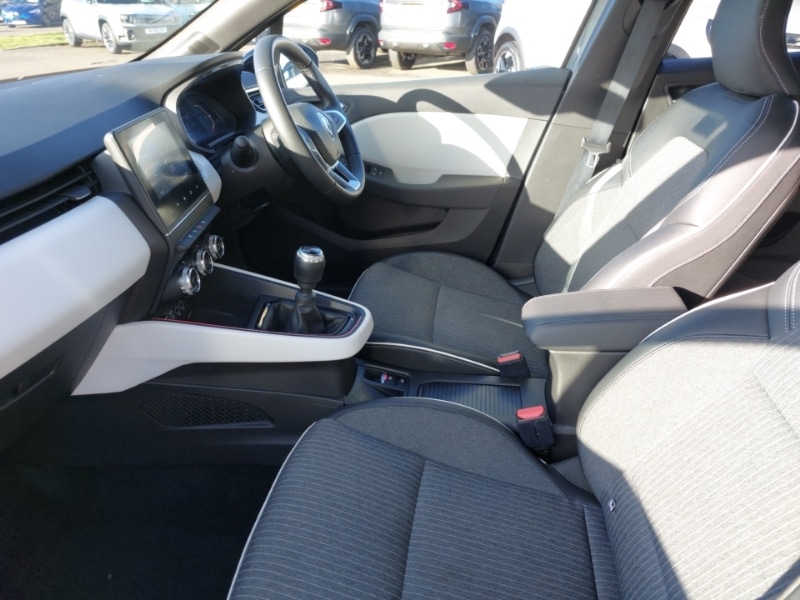 Used Renault Clio 2023 for sale - 77790935: Photo 5