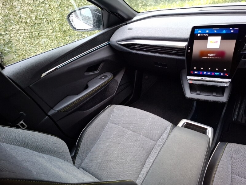 Used Renault Megane E Tech 2024 for sale - 77923670: Photo 11