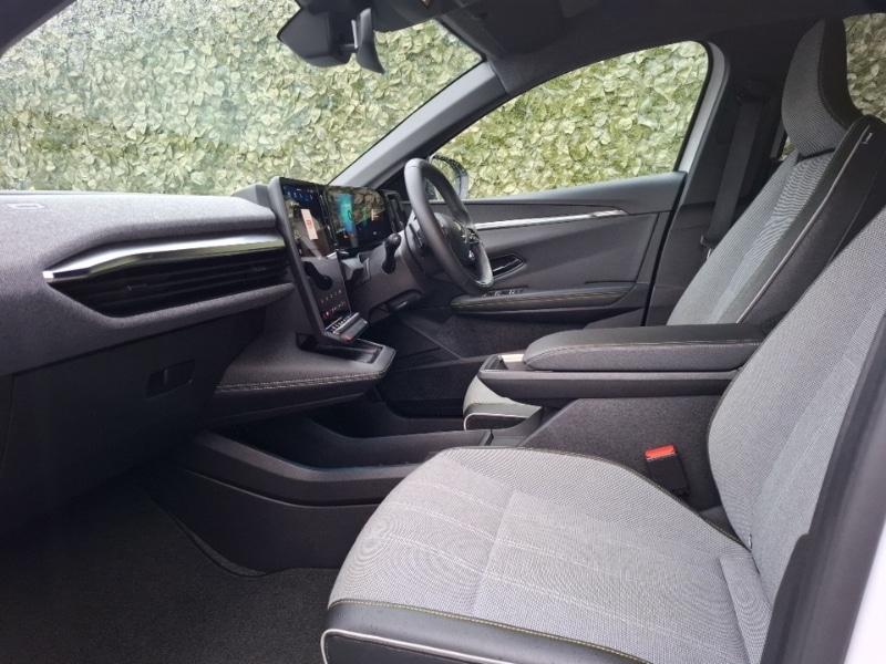 Used Renault Megane E Tech 2024 for sale - 77923670: Photo 5