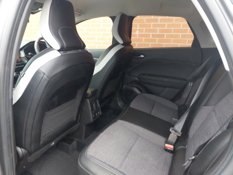 Used Renault Captur 2023 for sale - 76700270: Photo 6