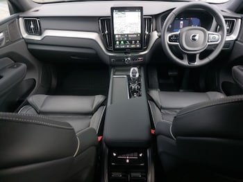 Used Volvo XC60 2025 for sale - 77454548: Photo