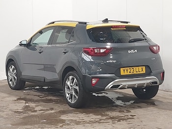 Used Kia Stonic 2023 for sale - 79498387: Photo