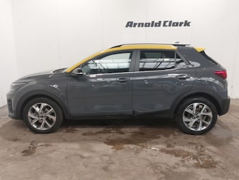 Used Kia Stonic 2023 for sale - 79498387: Photo