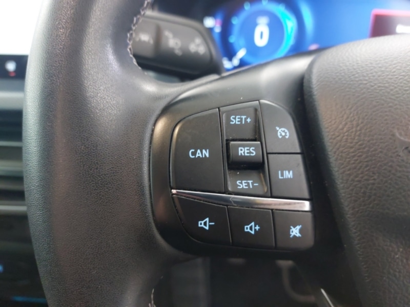 Used Ford Focus 2022 for sale - 76942202: Photo 12