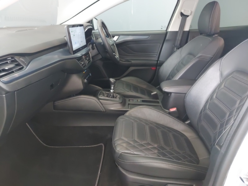 Used Ford Focus 2022 for sale - 76942202: Photo 5