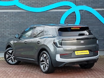 Used Ford Explorer 2025 for sale - 76967430: Photo