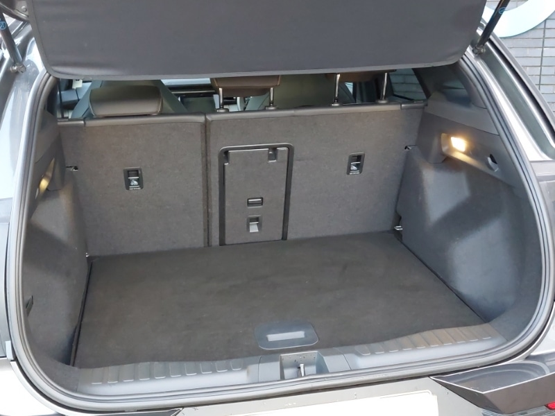 Used Ford Explorer 2025 for sale - 76967430: Photo 8