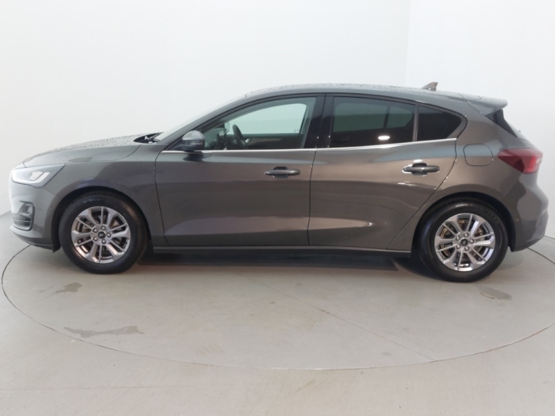 Used Ford Focus 2023 for sale - 76764303: Photo 4