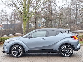 Used Toyota C-HR 2023 for sale - 77024894: Photo