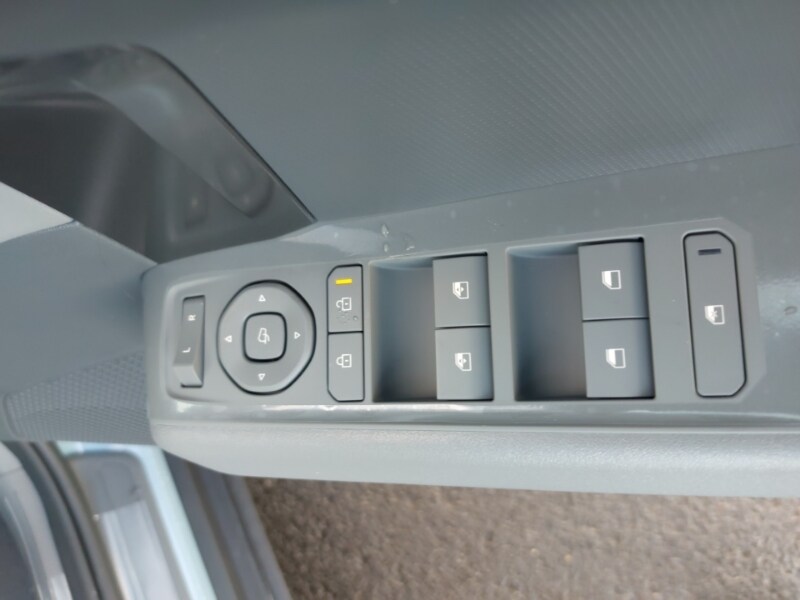 Used Kia EV3 2025 for sale - 77298941: Photo 12